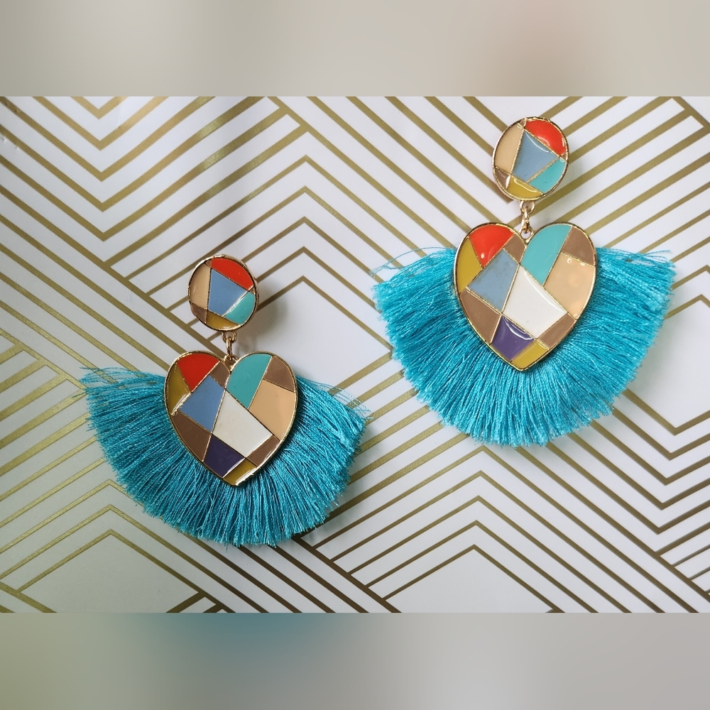 Heart shaped fringed Earrinfs
